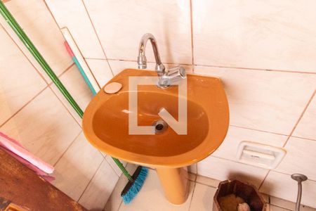 Casa à venda com 228m², 3 quartos e 3 vagasBanheiro de serviço