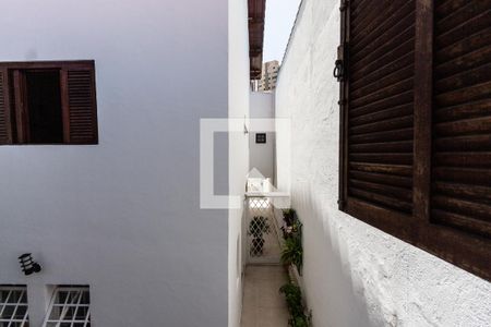 Casa à venda com 228m², 3 quartos e 3 vagasVista