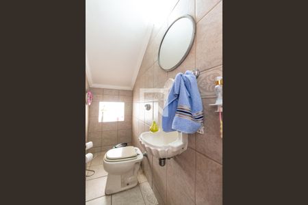 Casa à venda com 228m², 3 quartos e 3 vagasLavabo