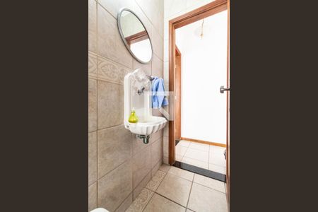 Casa à venda com 228m², 3 quartos e 3 vagasLavabo