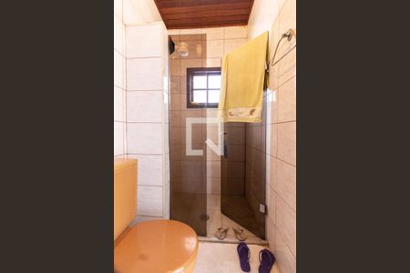 Casa à venda com 228m², 3 quartos e 3 vagasBanheiro de serviço