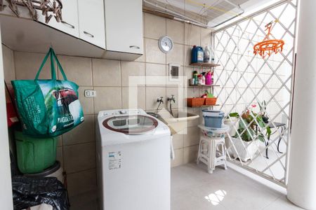 Casa à venda com 228m², 3 quartos e 3 vagasÁrea de serviço