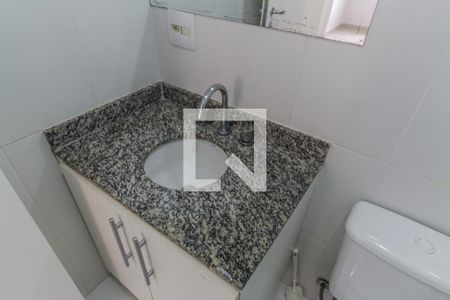 Apartamento para alugar com 60m², 2 quartos e 1 vaga Apartamento para alugar com 60m², 2 quartos e 1 vagaDetalhe do banheiro