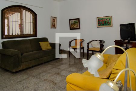 Sala de casa de condomínio para alugar com 3 quartos, 200m² em Vargem Grande, Rio de Janeiro