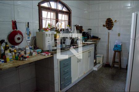 Casa de condomínio para alugar com 200m², 3 quartos e 3 vagasCozinha