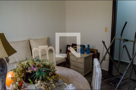 Casa de condomínio para alugar com 200m², 3 quartos e 3 vagasQuarto 2