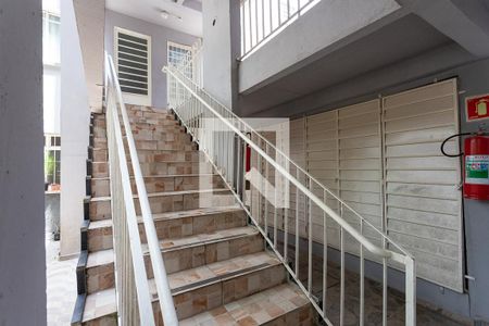 Apartamento à venda com 50m², 2 quartos e 1 vagaEscada 