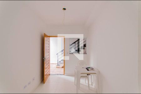 Sala e Cozinha Integrada  de apartamento à venda com 2 quartos, 36m² em Vila Guilhermina, São Paulo