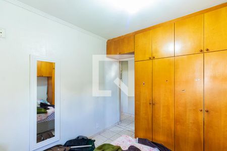 Quarto 2 de apartamento para alugar com 2 quartos, 45m² em Cidade Ademar, São Paulo