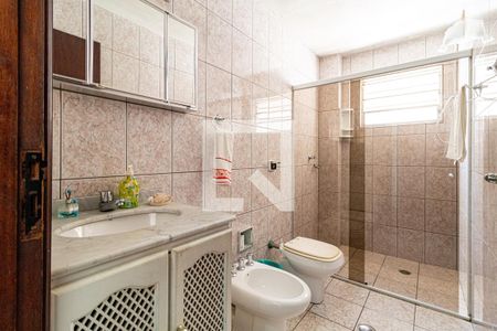 Banheiro sala de casa à venda com 3 quartos, 156m² em Jardim Ester Yolanda, São Paulo