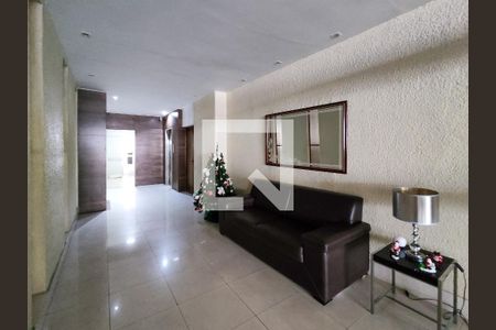 Apartamento à venda com 60m², 2 quartos e 1 vagaFachada e portaria