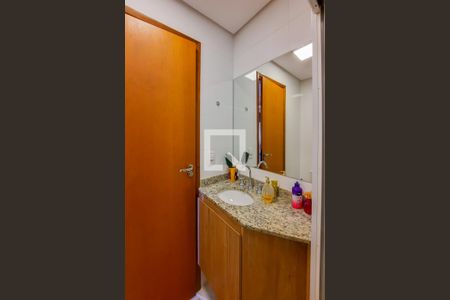 Apartamento à venda com 135m², 2 quartos e 2 vagas Apartamento à venda com 135m², 2 quartos e 2 vagasBanheiro da Suíte 2