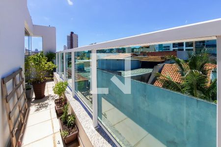 Apartamento à venda com 135m², 2 quartos e 2 vagas Apartamento à venda com 135m², 2 quartos e 2 vagasCobertura