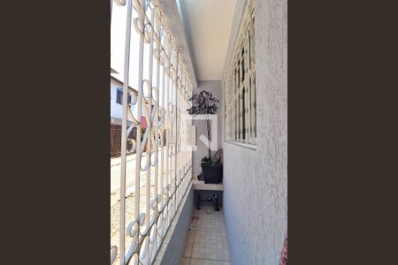 Casa à venda com 80m², 2 quartos e sem vagaEntrada