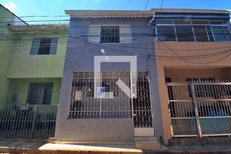 Casa à venda com 80m², 2 quartos e sem vagaFachada