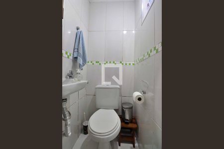 Casa à venda com 80m², 2 quartos e sem vagaBanheiro 2