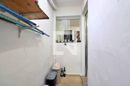 Casa à venda com 80m², 2 quartos e sem vagaÁrea de Serviço