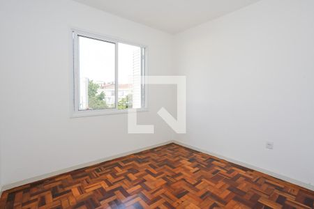 Quarto 2 de apartamento à venda com 2 quartos, 60m² em Navegantes, Porto Alegre
