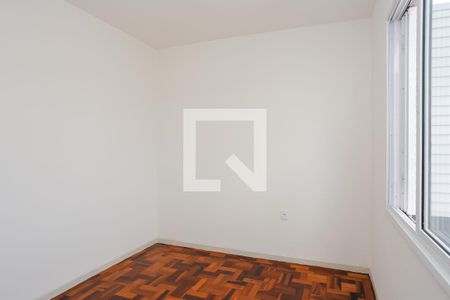 Quarto 1 de apartamento à venda com 2 quartos, 60m² em Navegantes, Porto Alegre