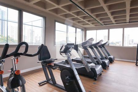 Apartamento à venda com 127m², 3 quartos e 3 vagas Apartamento à venda com 127m², 3 quartos e 3 vagasAcademia