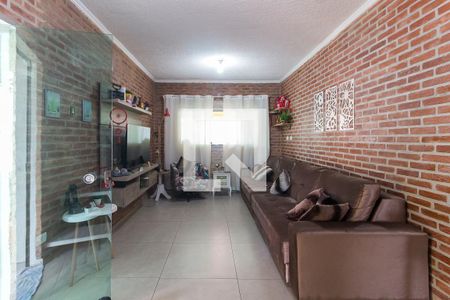 Sala de casa para alugar com 3 quartos, 250m² em Vila Perracini, Poá