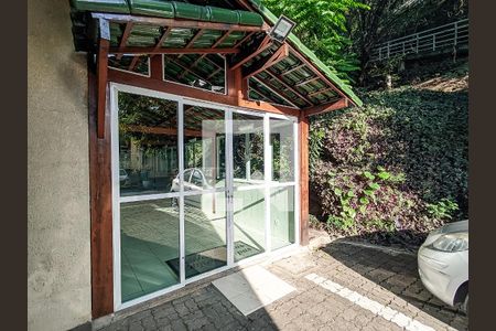 Apartamento à venda com 75m², 2 quartos e 1 vaga Apartamento à venda com 75m², 2 quartos e 1 vagaÁrea comum - Salão de festas