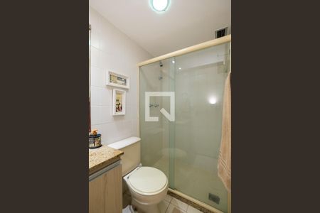 Apartamento à venda com 75m², 2 quartos e 1 vaga Apartamento à venda com 75m², 2 quartos e 1 vagaBanheiro Corredor