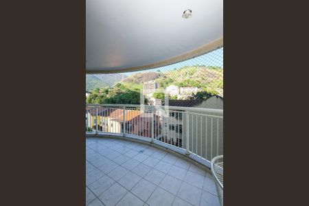 Apartamento à venda com 75m², 2 quartos e 1 vaga Apartamento à venda com 75m², 2 quartos e 1 vagaVaranda da Sala