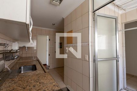 Cozinha de apartamento para alugar com 3 quartos, 90m² em Perdizes, São Paulo