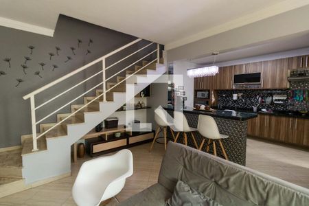 Sala  de casa à venda com 2 quartos, 90m² em Cidade São Francisco, São Paulo