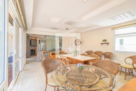 Casa de condomínio à venda com 429m², 5 quartos e 2 vagas Casa de condomínio à venda com 429m², 5 quartos e 2 vagasEspaço Gourmet