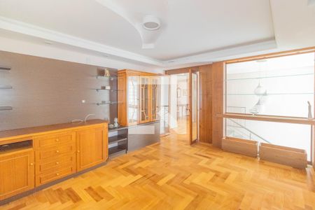 Casa de condomínio à venda com 429m², 5 quartos e 2 vagas Casa de condomínio à venda com 429m², 5 quartos e 2 vagasGabinete