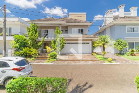 Casa de condomínio à venda com 429m², 5 quartos e 2 vagas Casa de condomínio à venda com 429m², 5 quartos e 2 vagasFachada