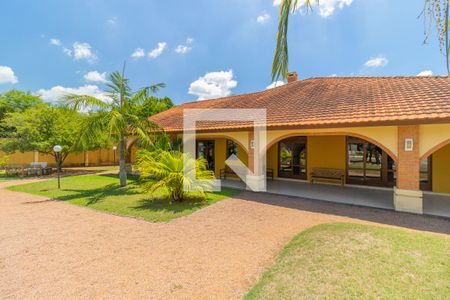 Casa de condomínio à venda com 429m², 5 quartos e 2 vagas Casa de condomínio à venda com 429m², 5 quartos e 2 vagasÁrea comum - Salão de festas