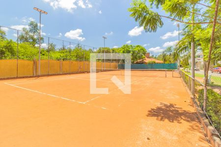 Casa de condomínio à venda com 429m², 5 quartos e 2 vagas Casa de condomínio à venda com 429m², 5 quartos e 2 vagasQuadra de Tênis