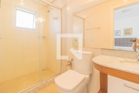 Casa de condomínio à venda com 429m², 5 quartos e 2 vagas Casa de condomínio à venda com 429m², 5 quartos e 2 vagasBanheiro da Suíte 1