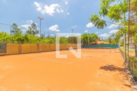 Casa de condomínio à venda com 429m², 5 quartos e 2 vagas Casa de condomínio à venda com 429m², 5 quartos e 2 vagasQuadra de Tênis