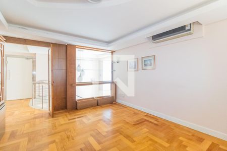 Casa de condomínio à venda com 429m², 5 quartos e 2 vagas Casa de condomínio à venda com 429m², 5 quartos e 2 vagasGabinete