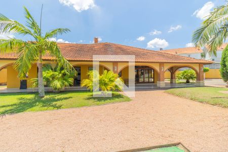 Casa de condomínio à venda com 429m², 5 quartos e 2 vagas Casa de condomínio à venda com 429m², 5 quartos e 2 vagasÁrea comum - Salão de festas