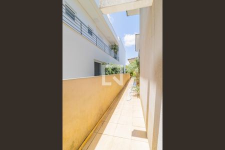 Casa de condomínio à venda com 429m², 5 quartos e 2 vagas Casa de condomínio à venda com 429m², 5 quartos e 2 vagasQuintal