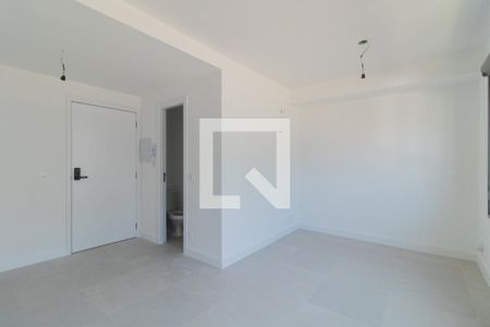 Sala/Quarto de kitnet/studio à venda com 1 quarto, 25m² em Farroupilha, Porto Alegre