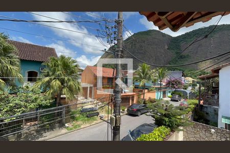 Casa de condomínio para alugar com 120m², 3 quartos e 2 vagasVista