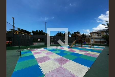 Casa de condomínio para alugar com 120m², 3 quartos e 2 vagasÁrea comum - playground