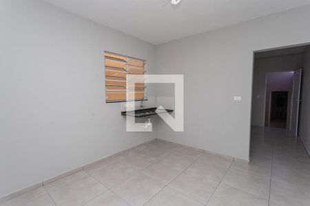 Cozinha  de kitnet/studio para alugar com 1 quarto, 27m² em Canhema, Diadema