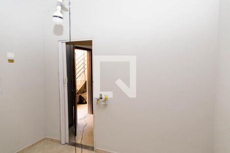 Quarto  de kitnet/studio para alugar com 1 quarto, 27m² em Canhema, Diadema