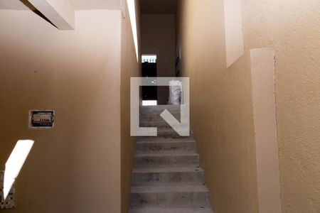 Studio para alugar com 27m², 1 quarto e sem vagaEscada