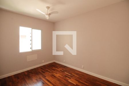 Apartamento à venda com 141m², 3 quartos e 1 vagaQuarto 2