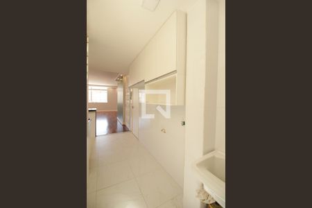 Apartamento à venda com 141m², 3 quartos e 1 vagaÁrea de Serviço