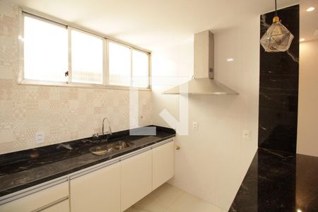 Apartamento à venda com 141m², 3 quartos e 1 vagaCozinha