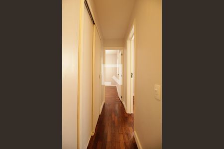 Corredor de apartamento à venda com 3 quartos, 141m² em Botafogo, Rio de Janeiro